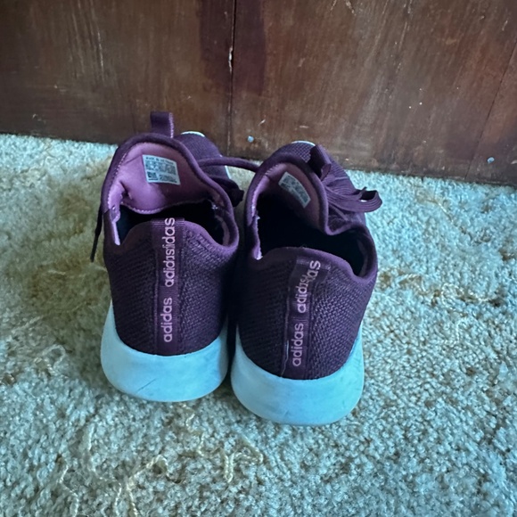 Maroon Adidas Cloudfoam. Size 8 1/2. - Picture 3 of 8